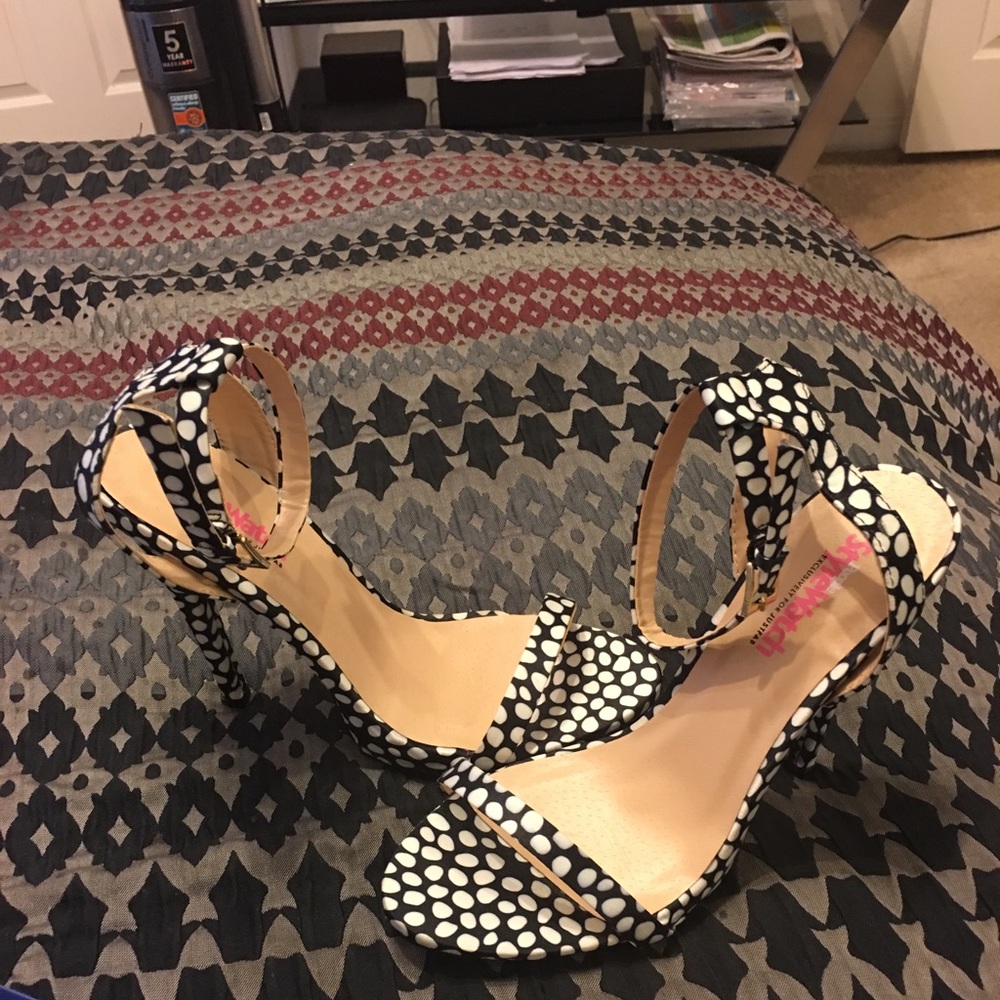Polka dot heels